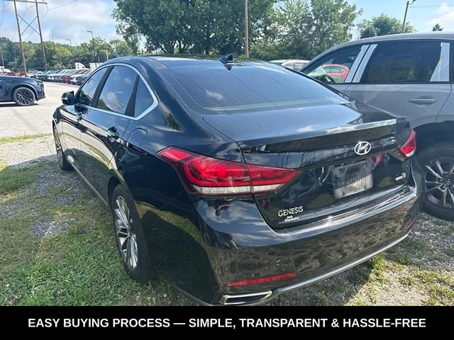 Used 2016 Black Hyundai 3.8 image 6