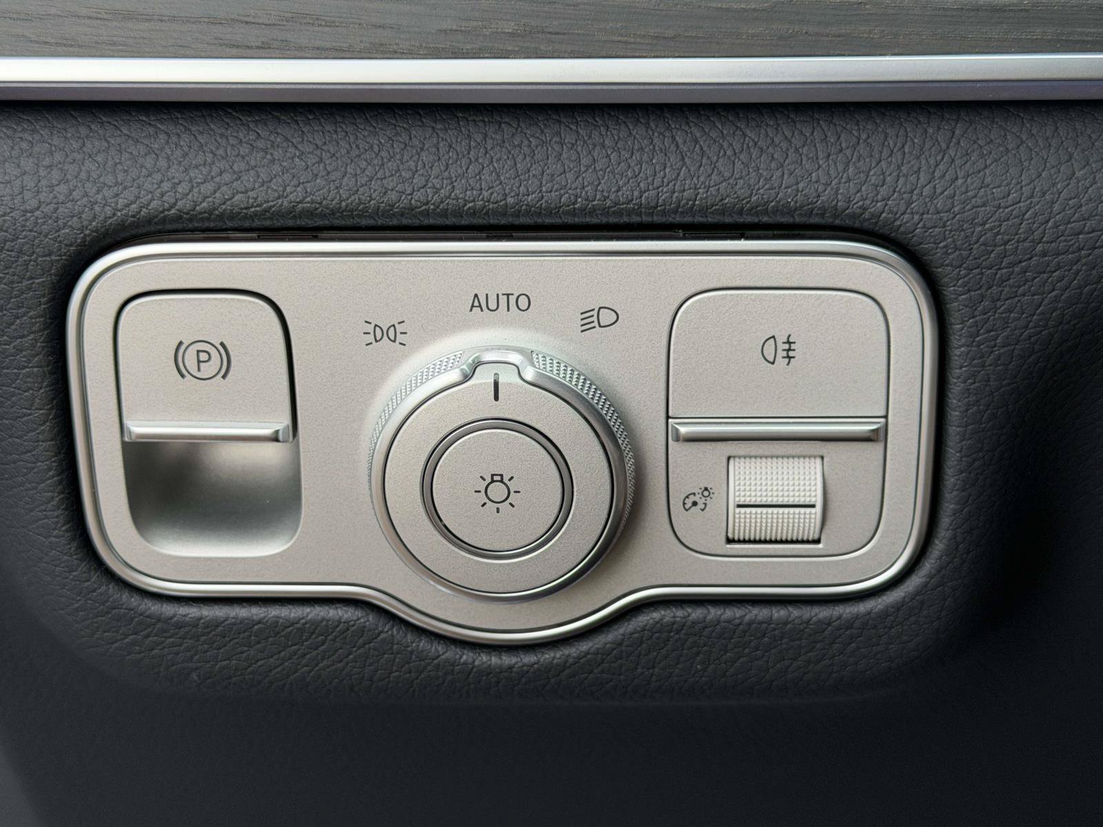 2026 Mercedes-Benz GLE GLE350 - Photo 64