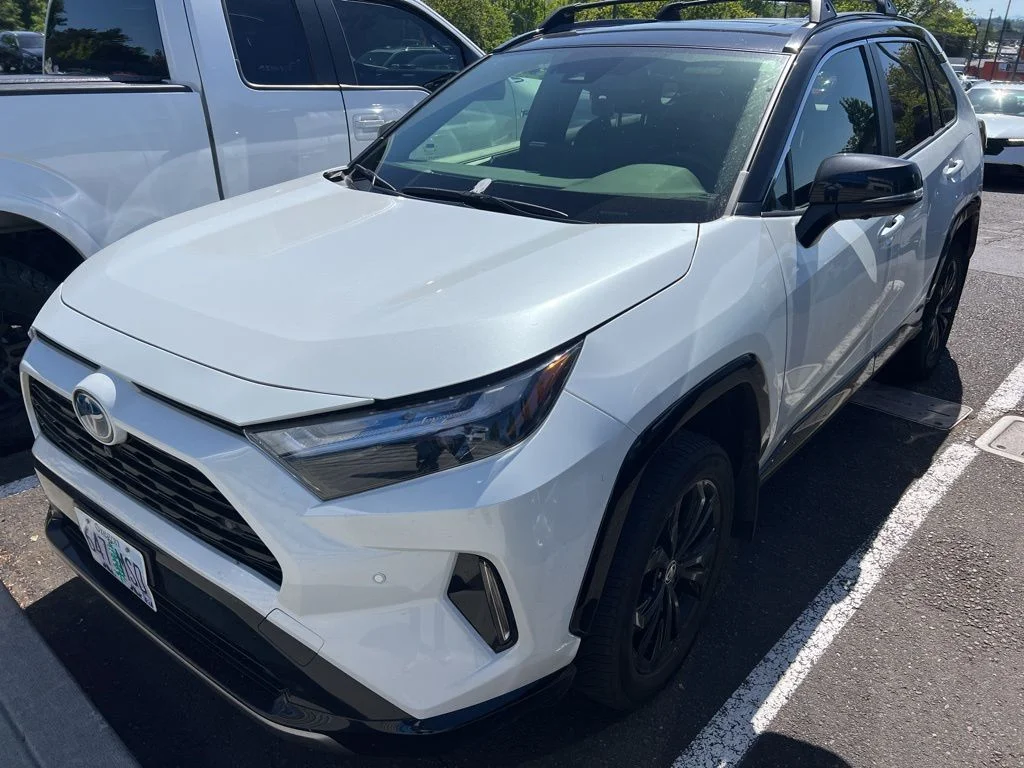 2024 Toyota RAV4 Hybrid XSE AWD's photo