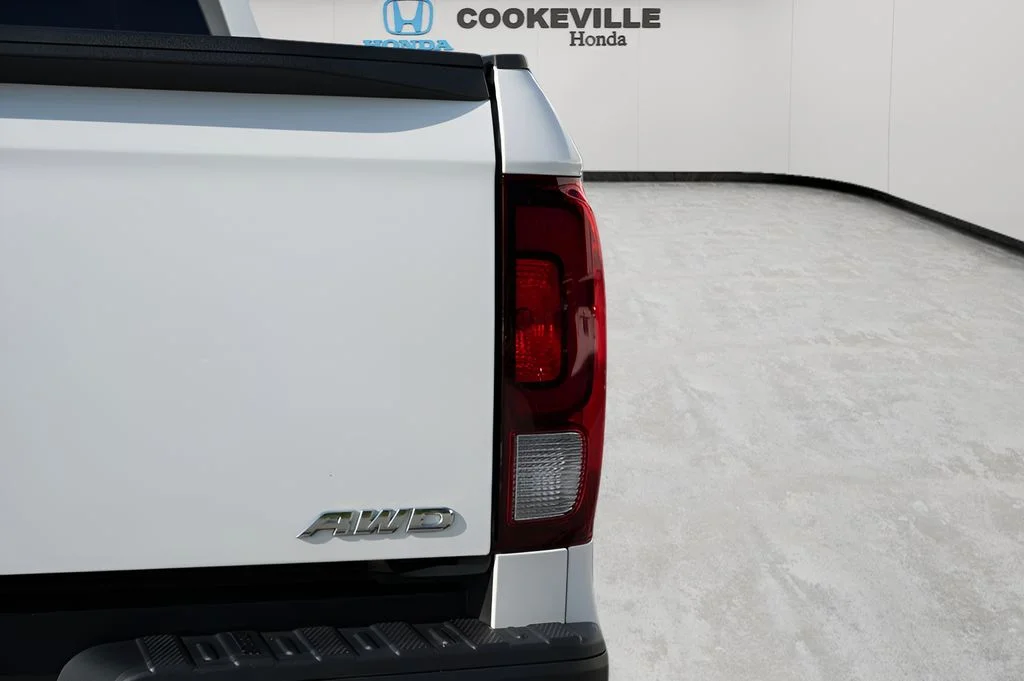 Used 2023 White Honda RTL-E image 7