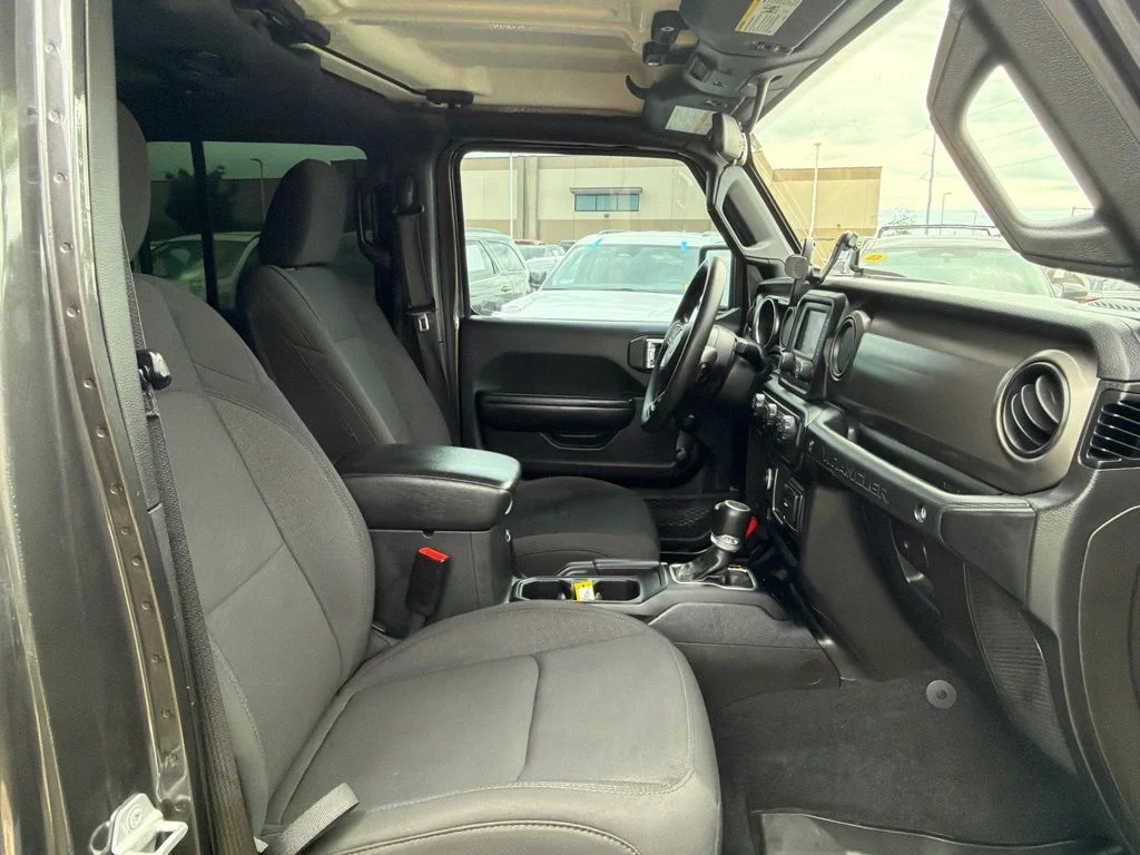 Used 2020 Gray Jeep Unlimited Sport image 18