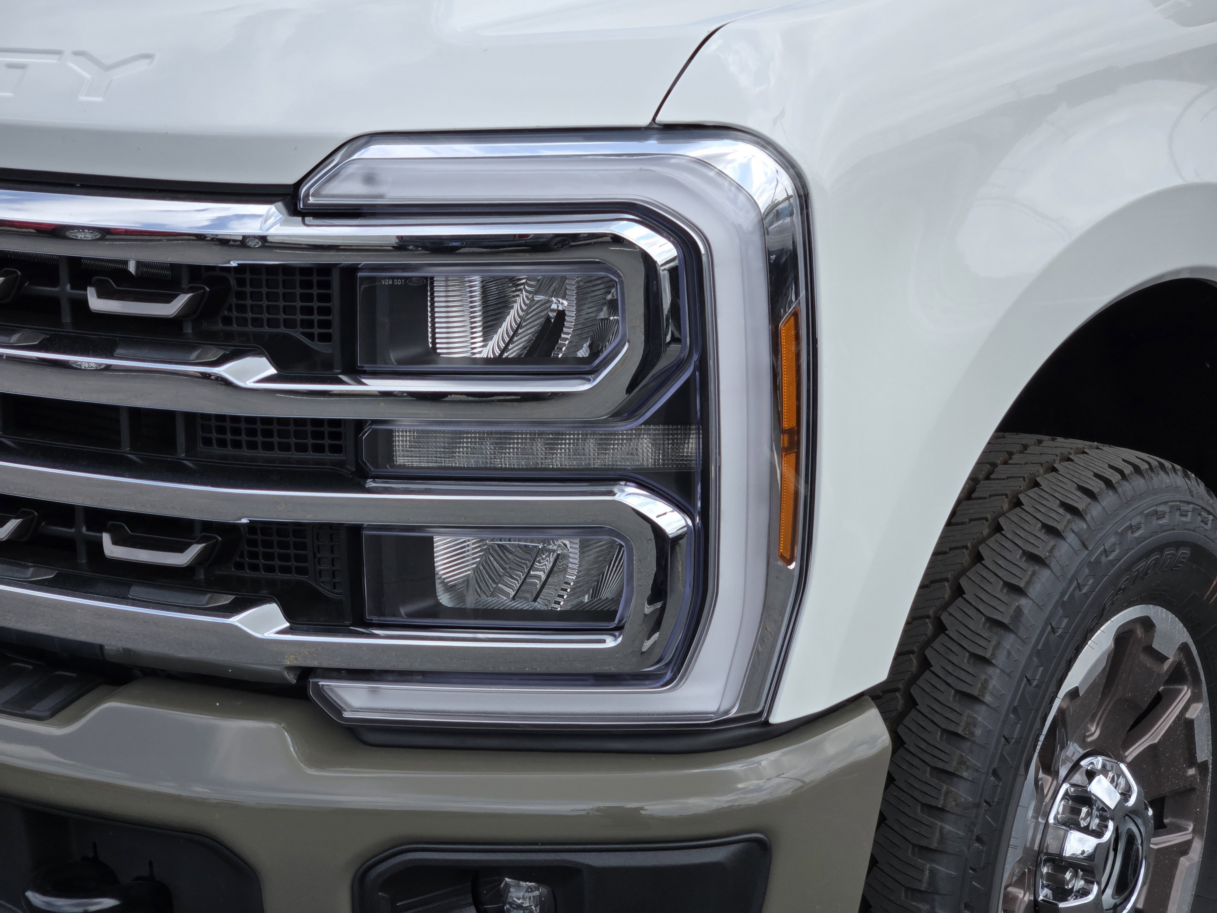 New 2026 Star White Ford F-250 King Ranch image 5