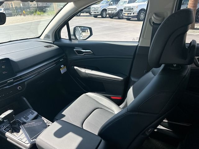 Used 2026 Wolf Gray Kia EX image 22