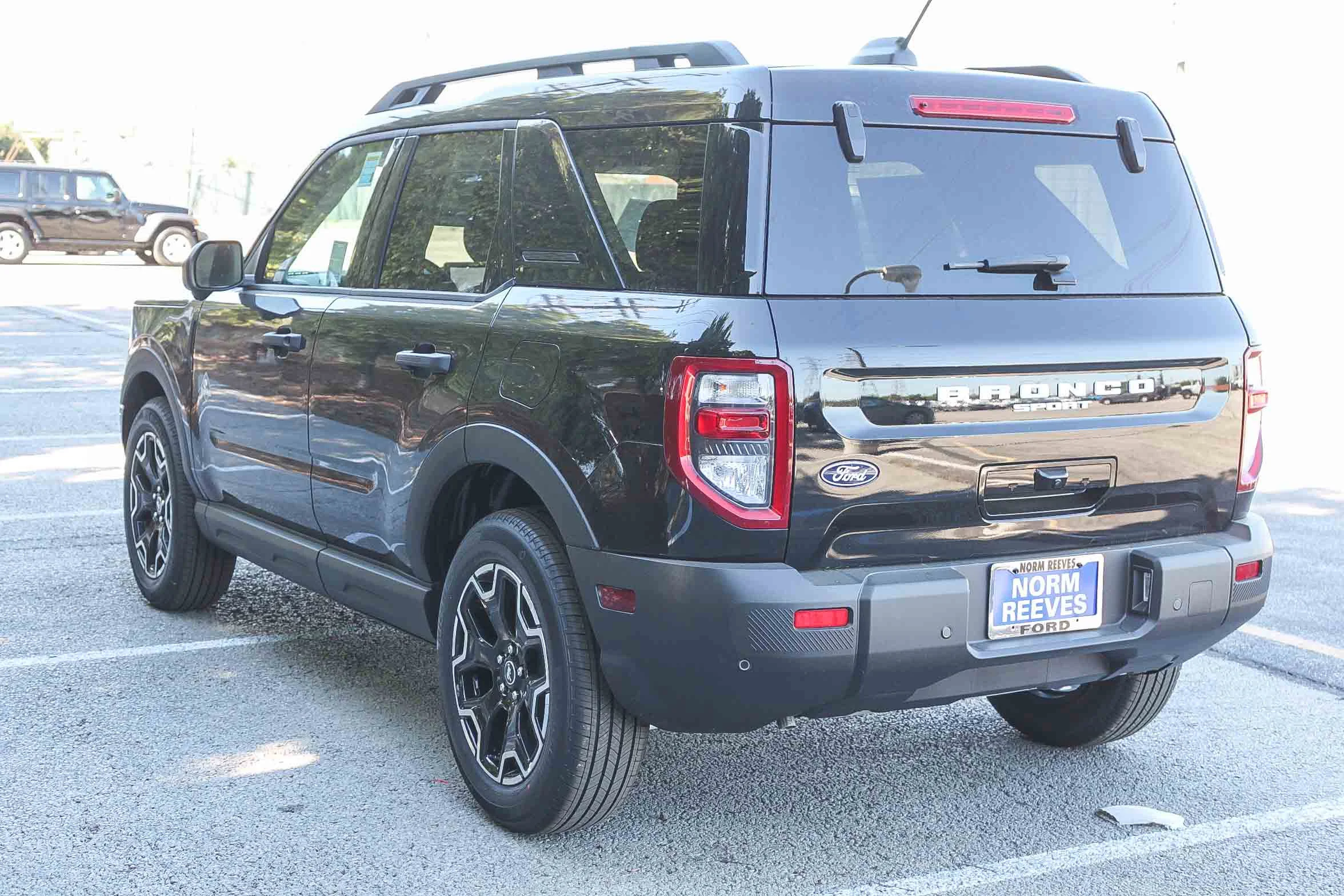 New 2026 Shadow Black Ford Outer Banks® image 8
