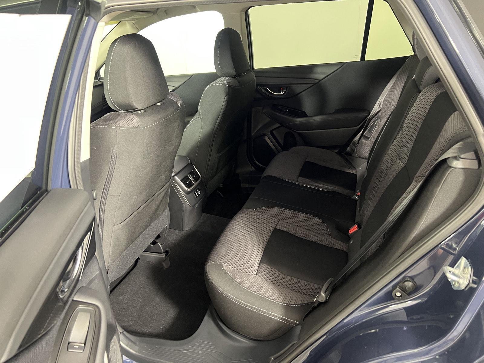 2025 Subaru Outback Premium - Photo 16