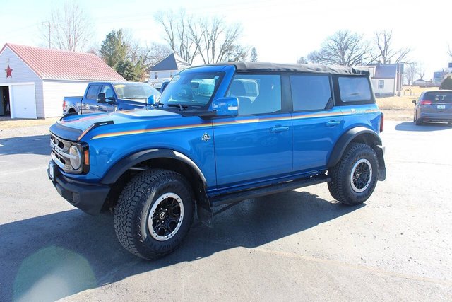 2022 Ford Bronco Outer Banks Advanced 4x4 4dr SUV