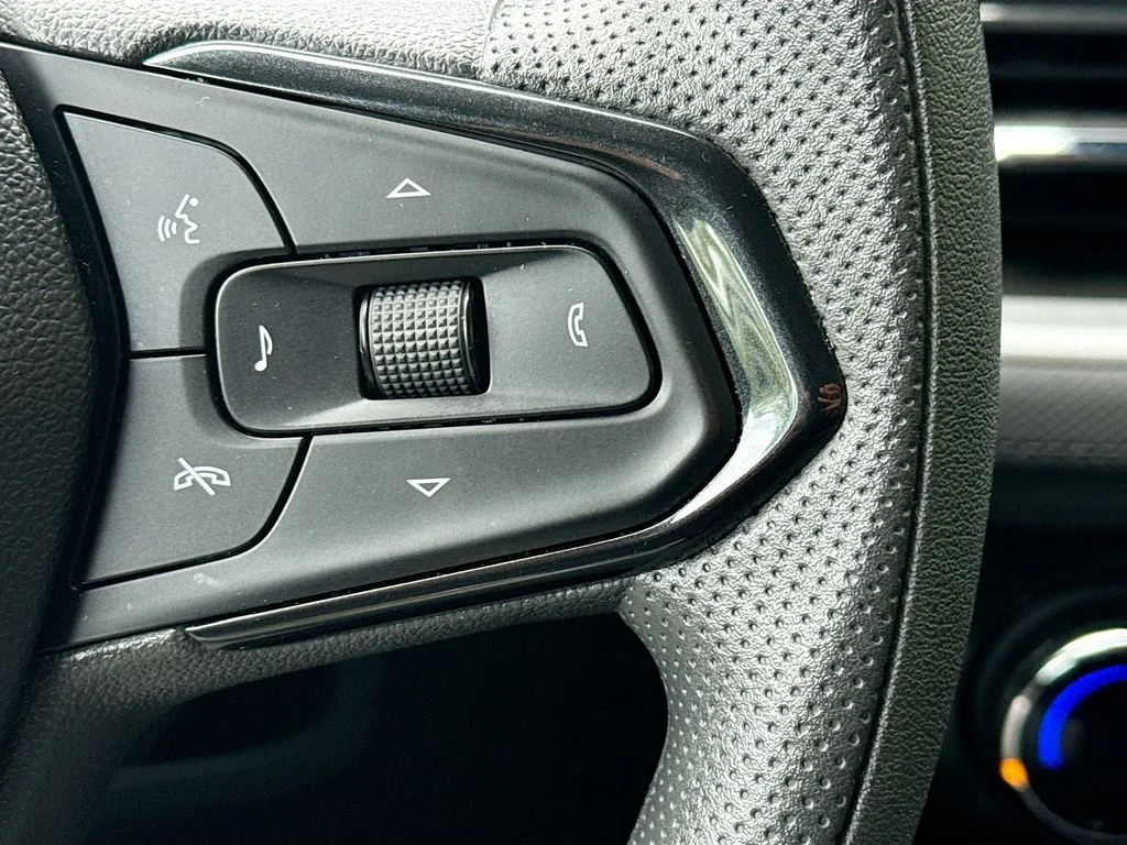 Used 2025 Marina Blue Chevrolet LT image 11