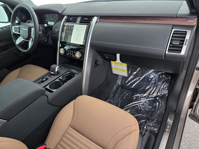 2025 Land Rover Discovery Dynamic SE - Photo 18