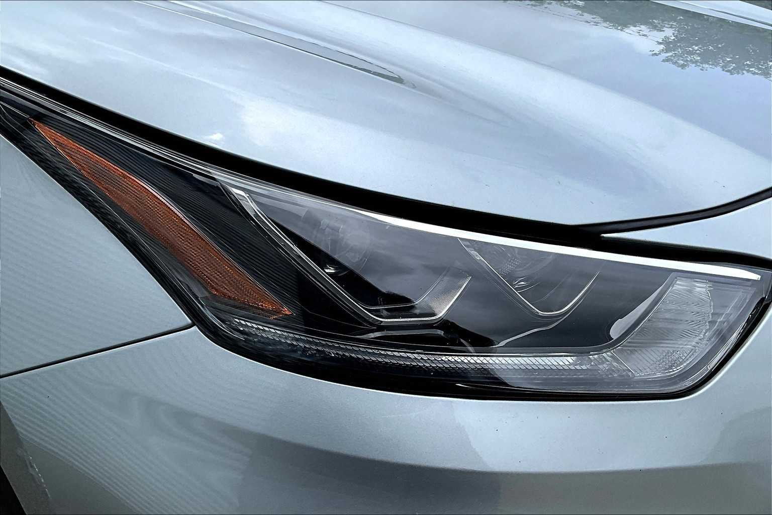 Used 2020 Celestial Silver Metallic Toyota Limited image 25