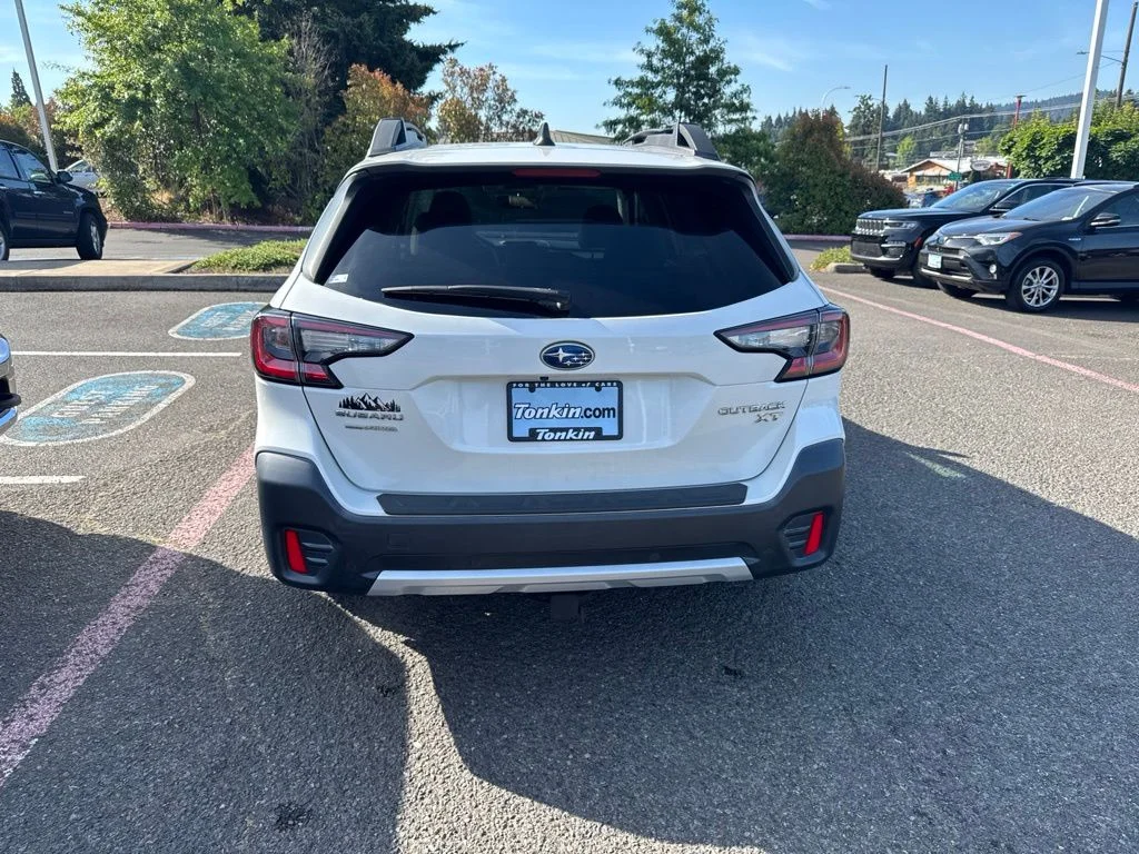Used 2020 White Subaru Limited XT image 9