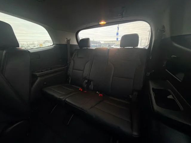 Used 2024 Silver Kia S image 26