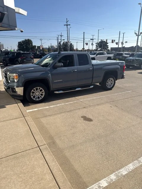 Used 2015 LIGHT STEEL GRAY METALLIC GMC SLE image 2
