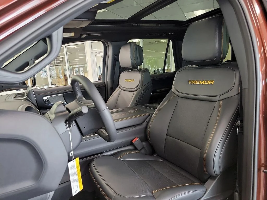 New 2027 Bronze Fire Metallic Tinted Clearcoat Ford Tremor® image 12