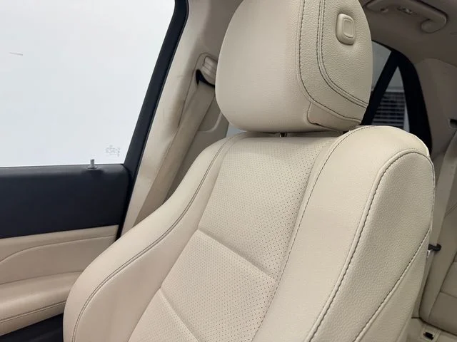 Used 2022 Gray Mercedes-Benz GLE 350 image 42