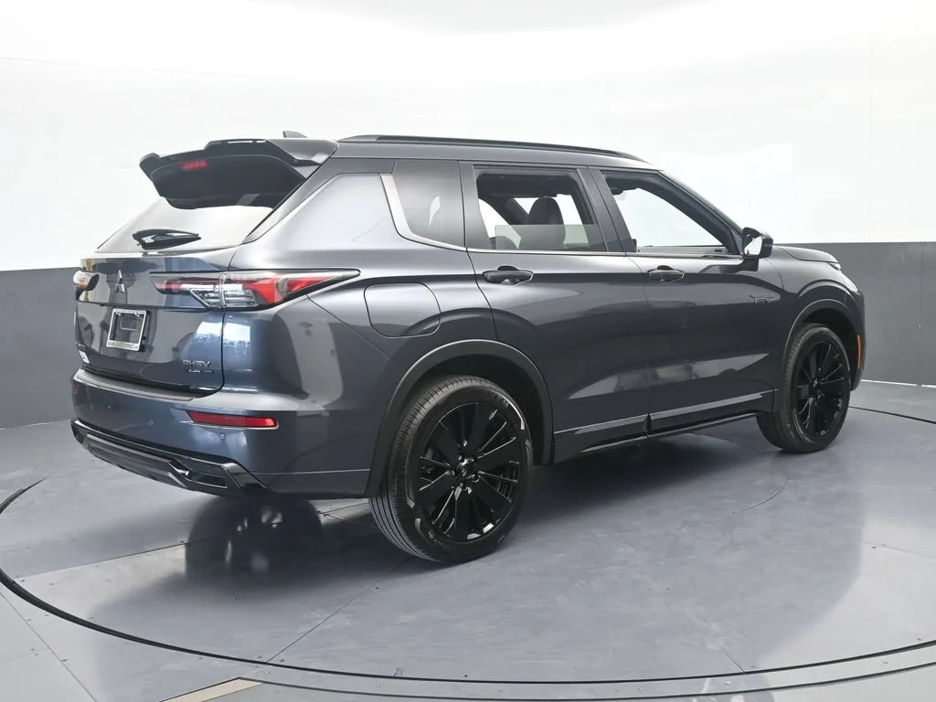 New 2026 Graphite Gray Mitsubishi BLACK EDITION S-AWC image 6