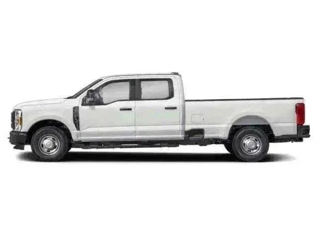 New 2027 Marsh Gray Ford XLT image 3