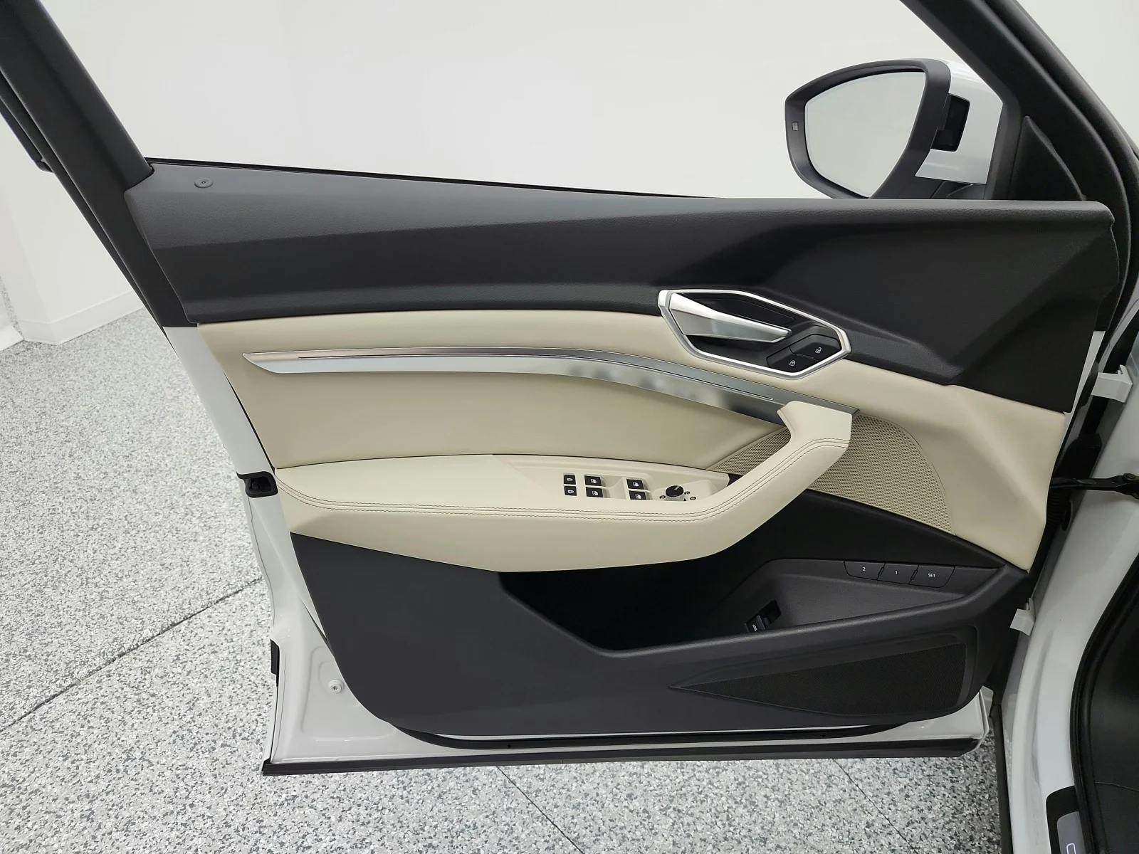Used 2022 Glacier White Metallic Audi S line Premium quattro image 15