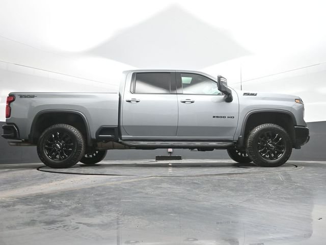 Used 2025 Gray Chevrolet LTZ image 25