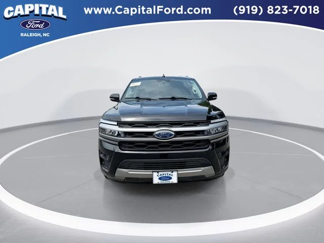 Used 2023 Black Ford XLT image 3