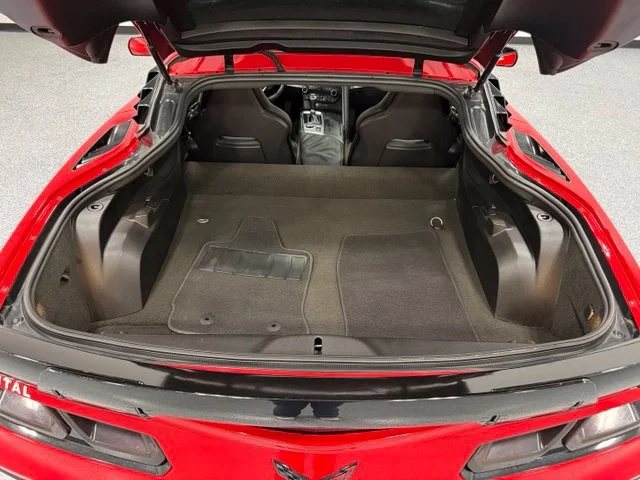 Used 2016 Red Chevrolet Stingray Z51 image 33