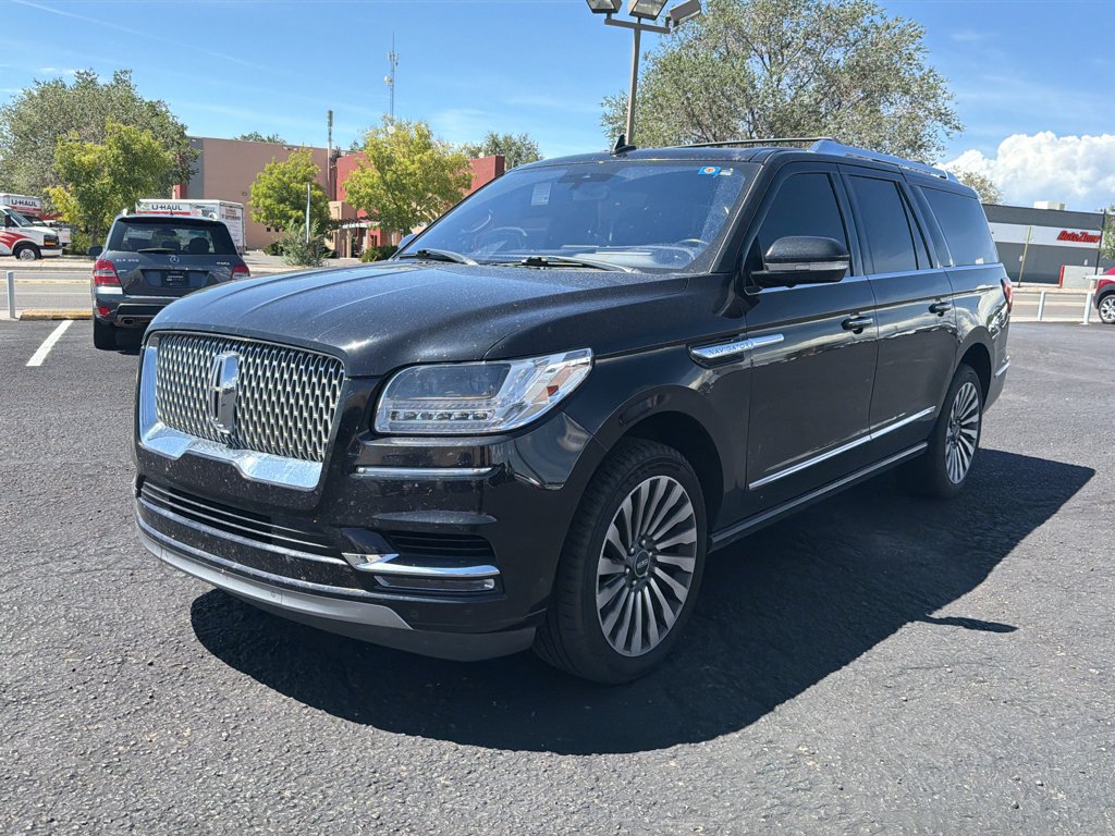 Used 2020 Infinite Black Lincoln Reserve image 3