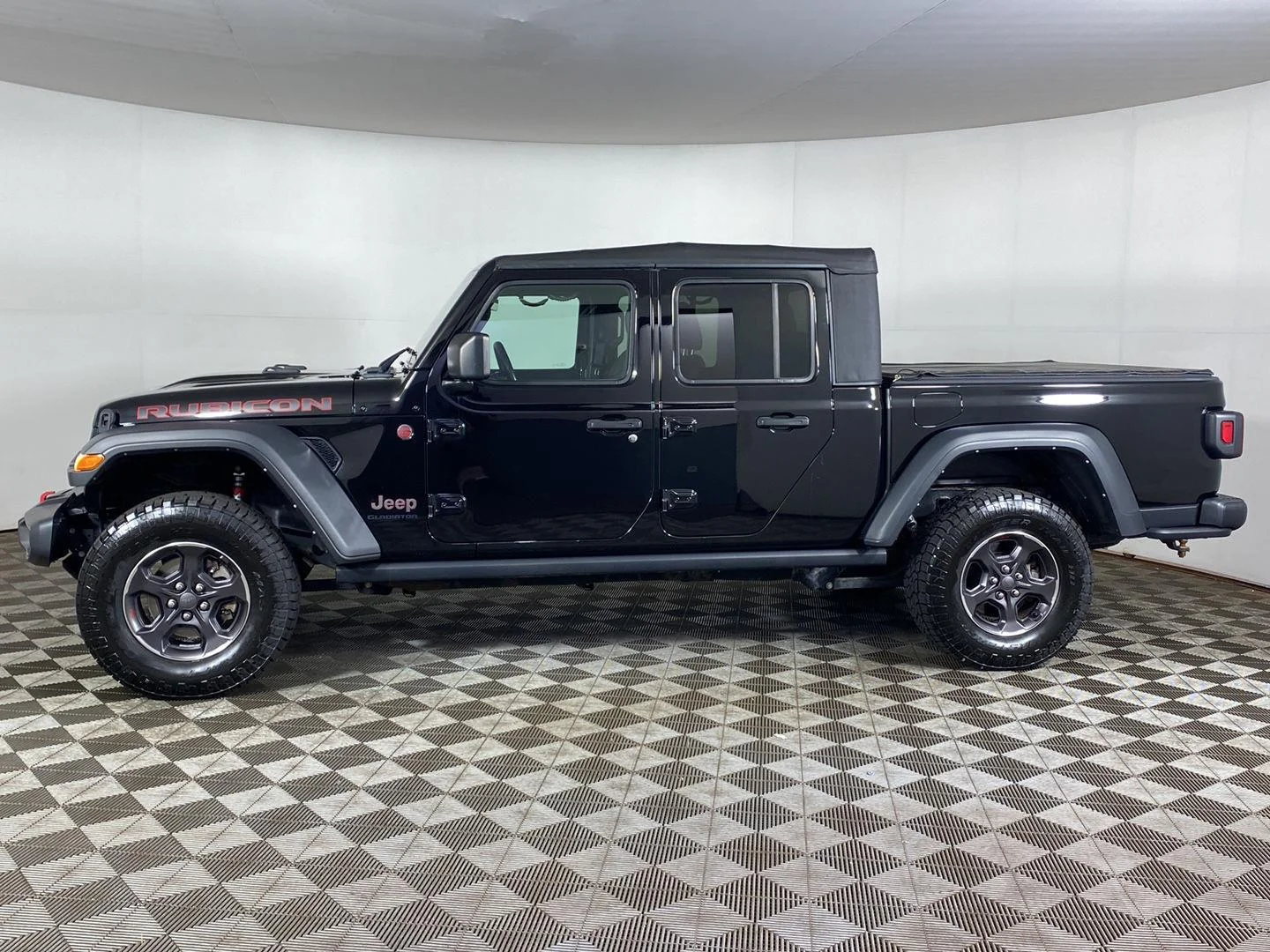 Used 2022 Black Clearcoat Jeep Rubicon image 8