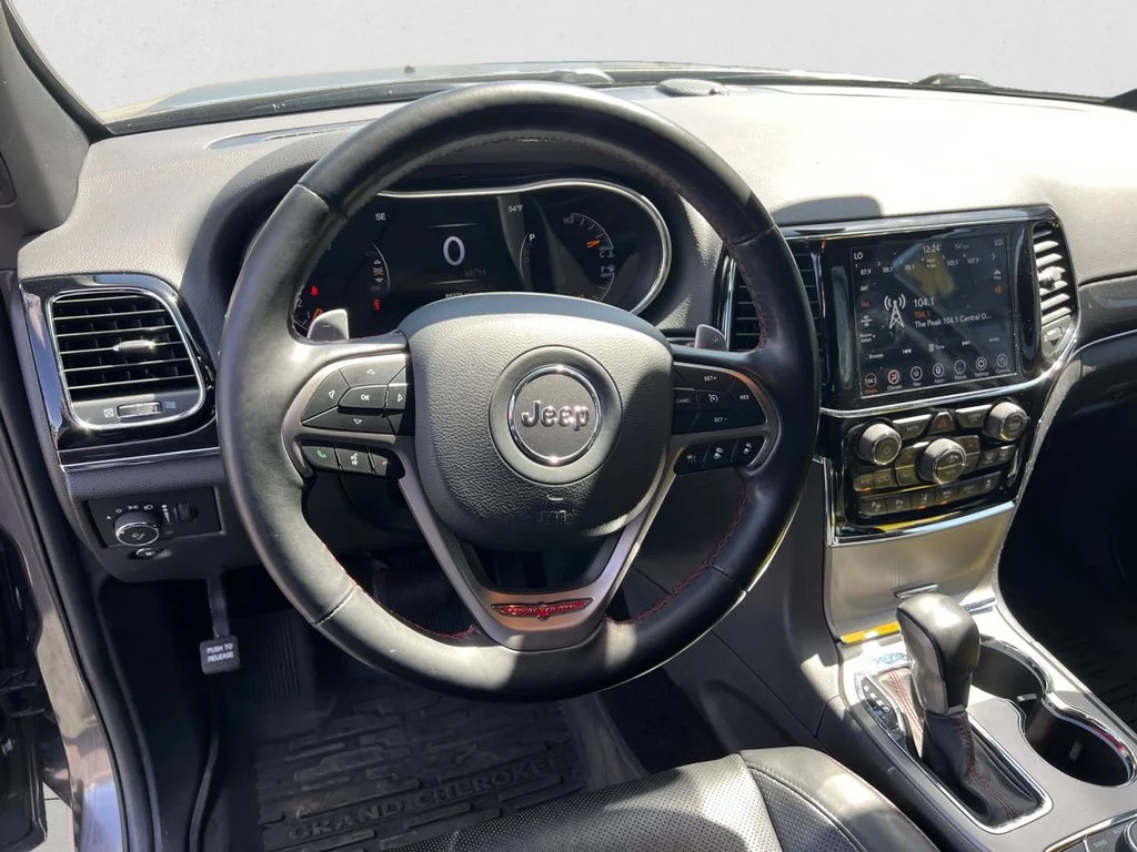 Used 2021 Gray Jeep Trailhawk image 11