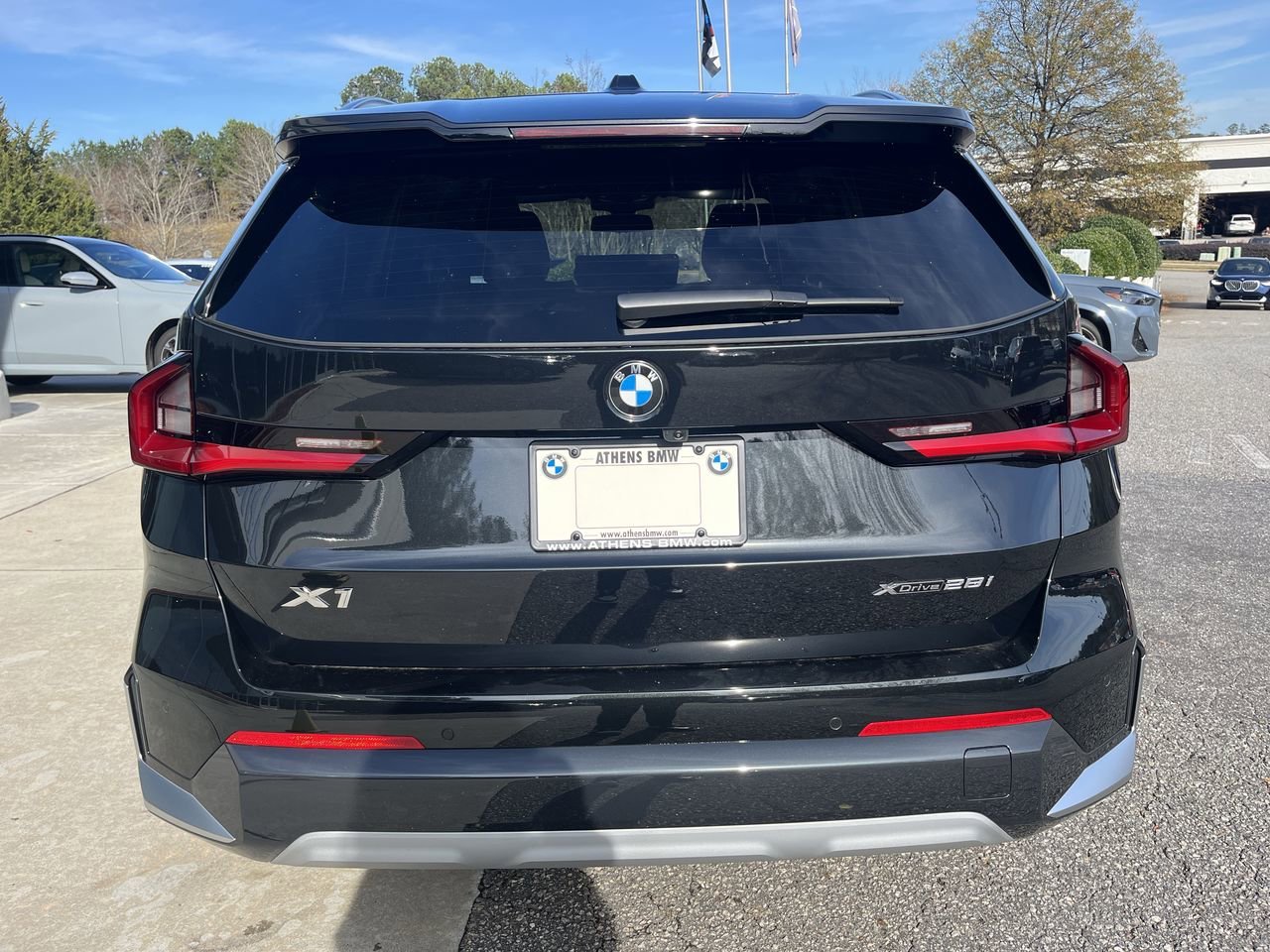 2025 BMW X1 28i - Photo 12