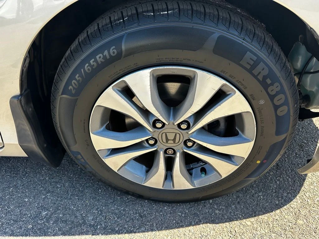 Used 2014 Brown Honda LX image 11