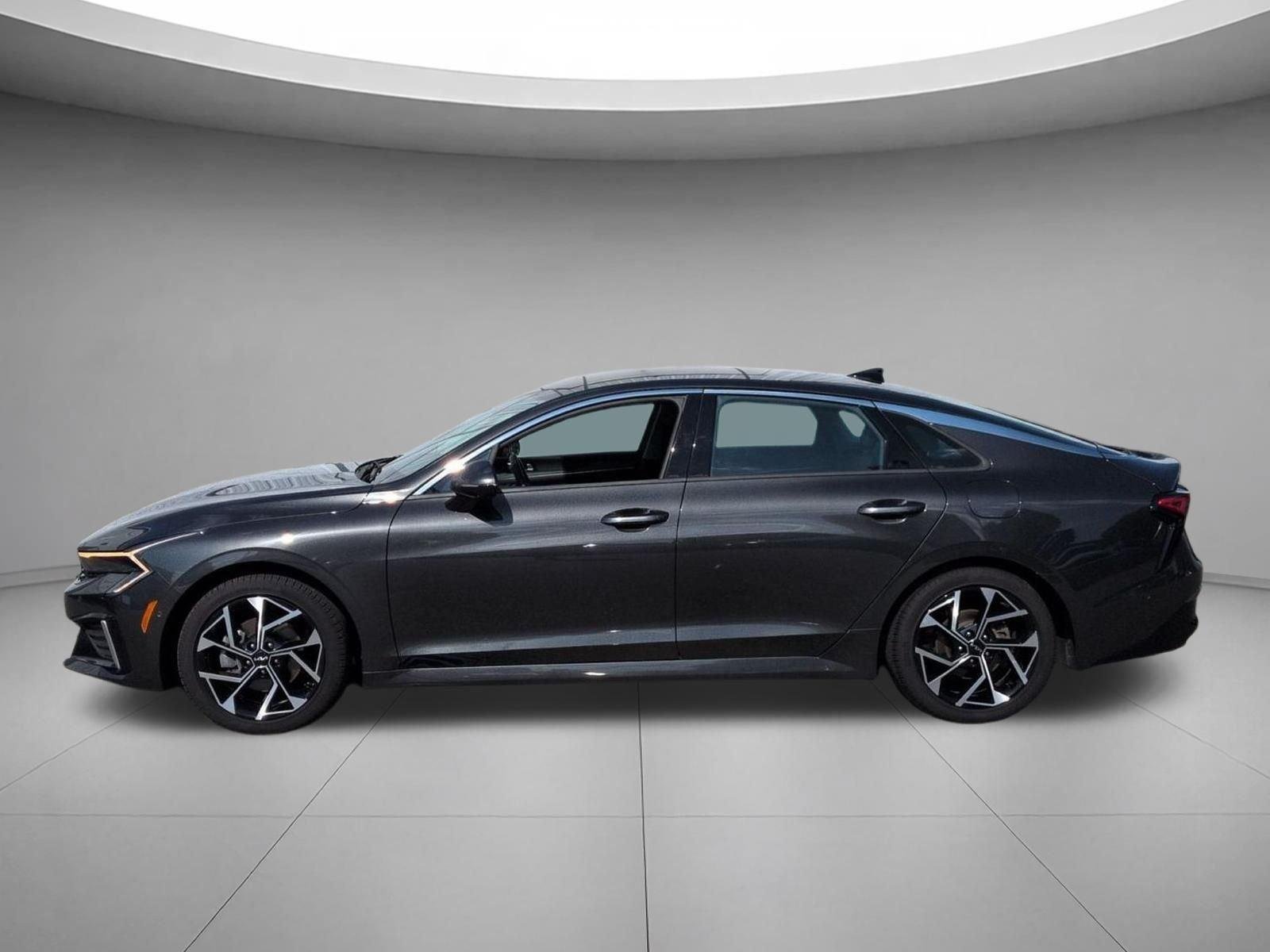 Used 2025 Interstellar Gray Kia EX image 2