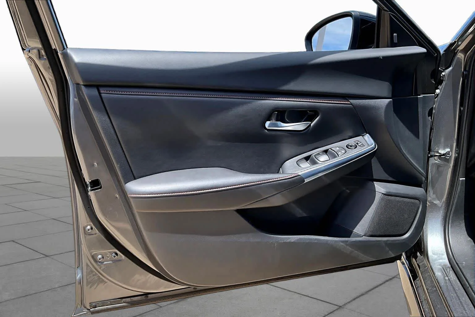 Certified Used 2025 Gun Metallic Nissan SR image 23