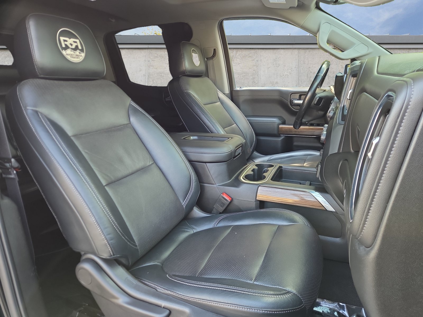 2019 Chevrolet Silverado 1500 RST - Photo 15