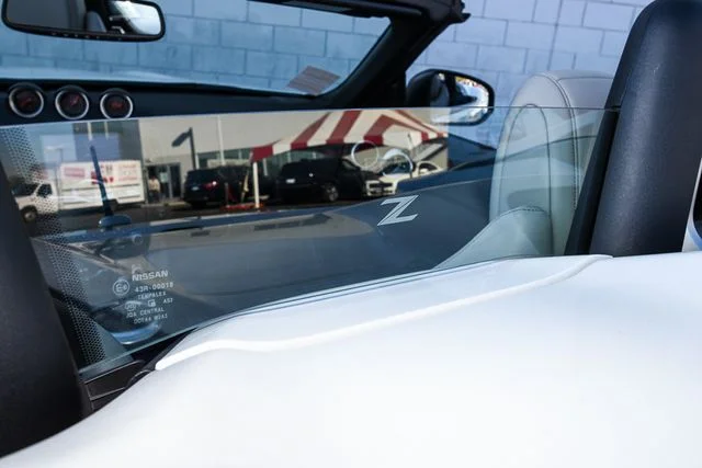 Used 2014 White Nissan Touring image 24