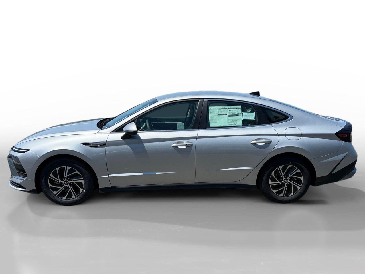 New 2026 Aero Silver Hyundai Blue image 22