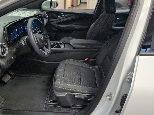 2025 Chevrolet Blazer EV LT - Photo 11