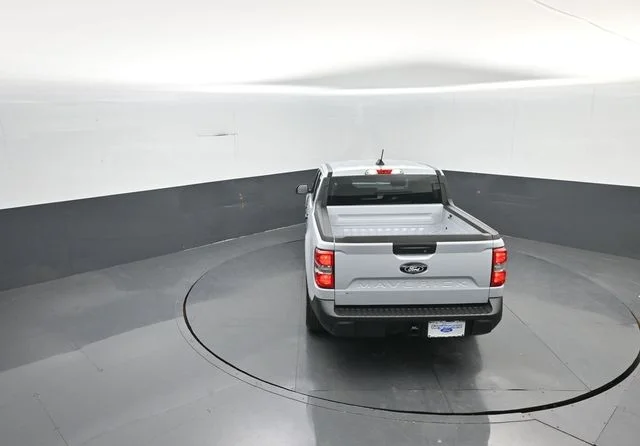 New 2026 Space White Metallic Ford XLT image 20