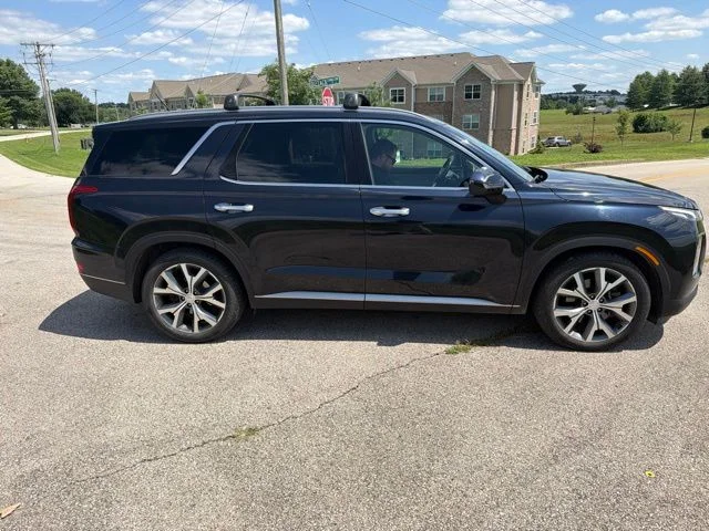 Used 2020 Moonlight Cloud Hyundai SEL image 4