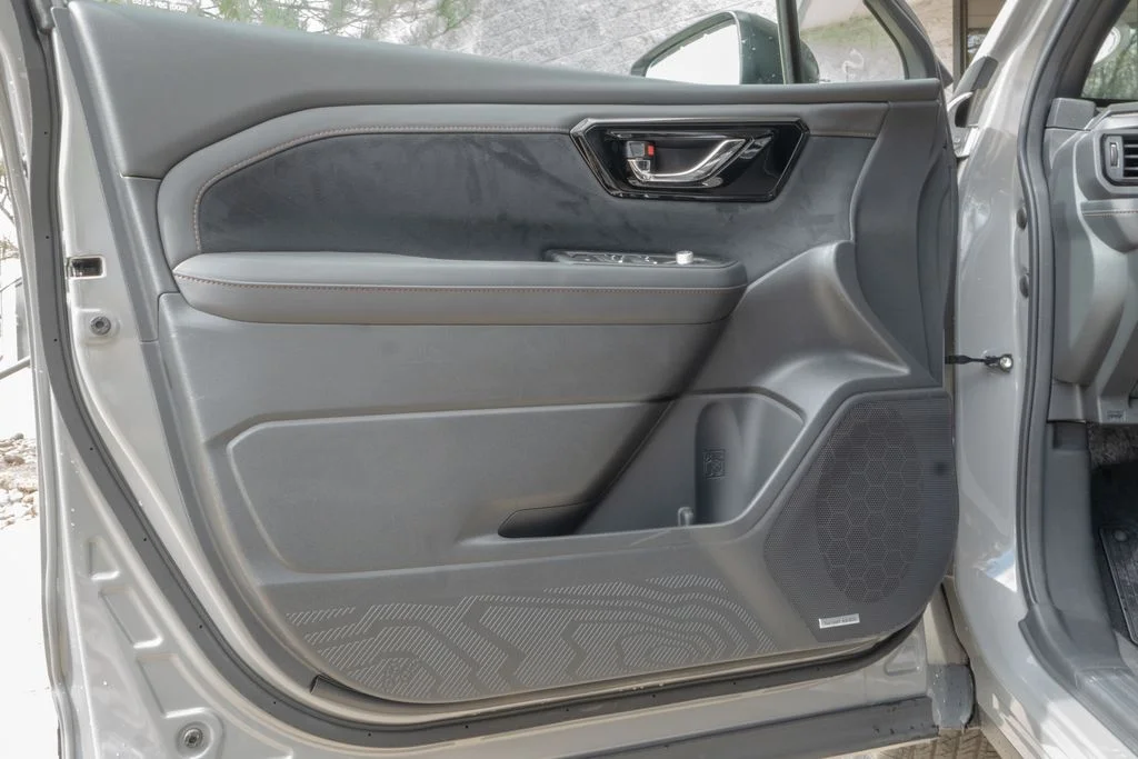 New 2026 RIVER ROCK PEARL Subaru Sport Onyx Edition image 7