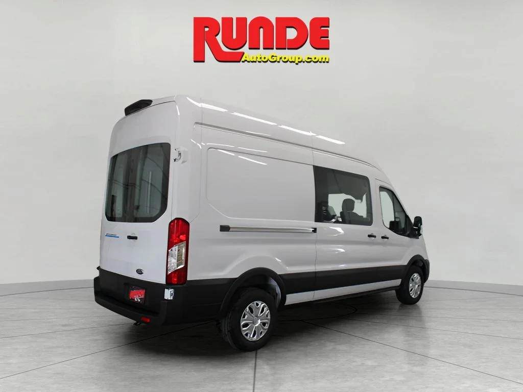 New 2023 OXFORD WHITE Ford Base image 5