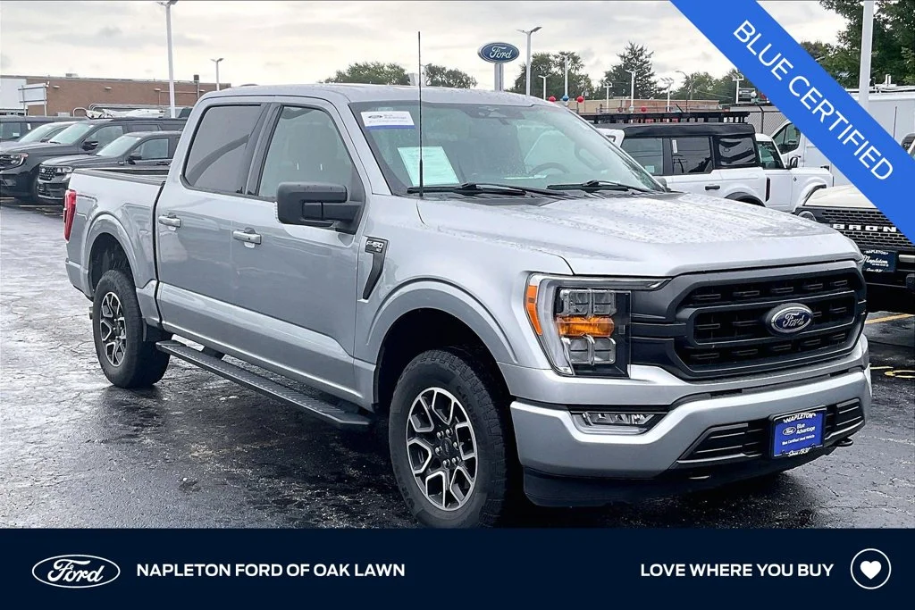 Used 2023 Silver Ford XLT image 1