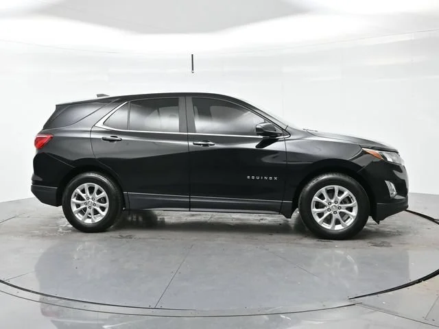 Used 2021 MOSAIC BLACK METALLIC Chevrolet LT image 8