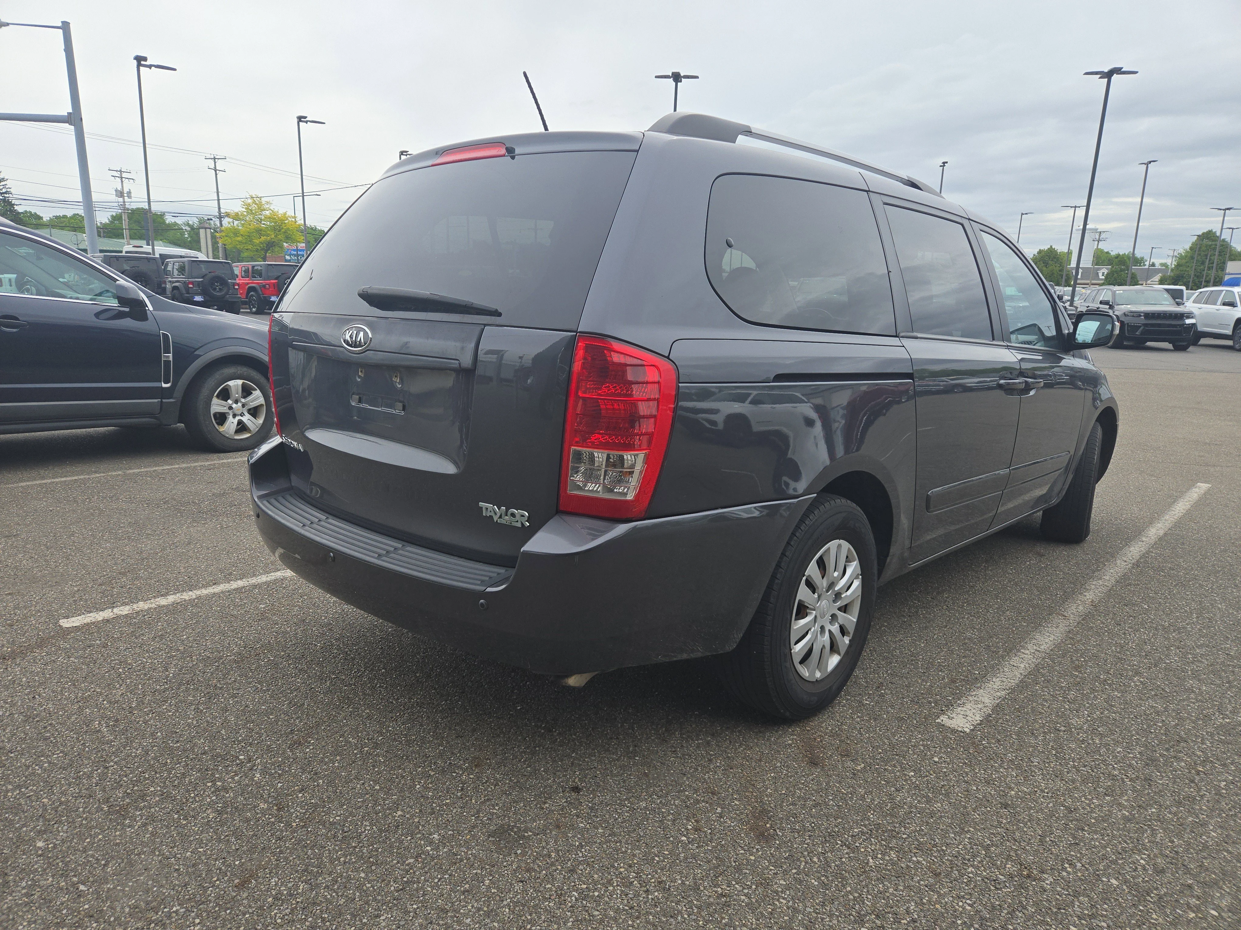 Used 2012 Platinum Kia LX image 5