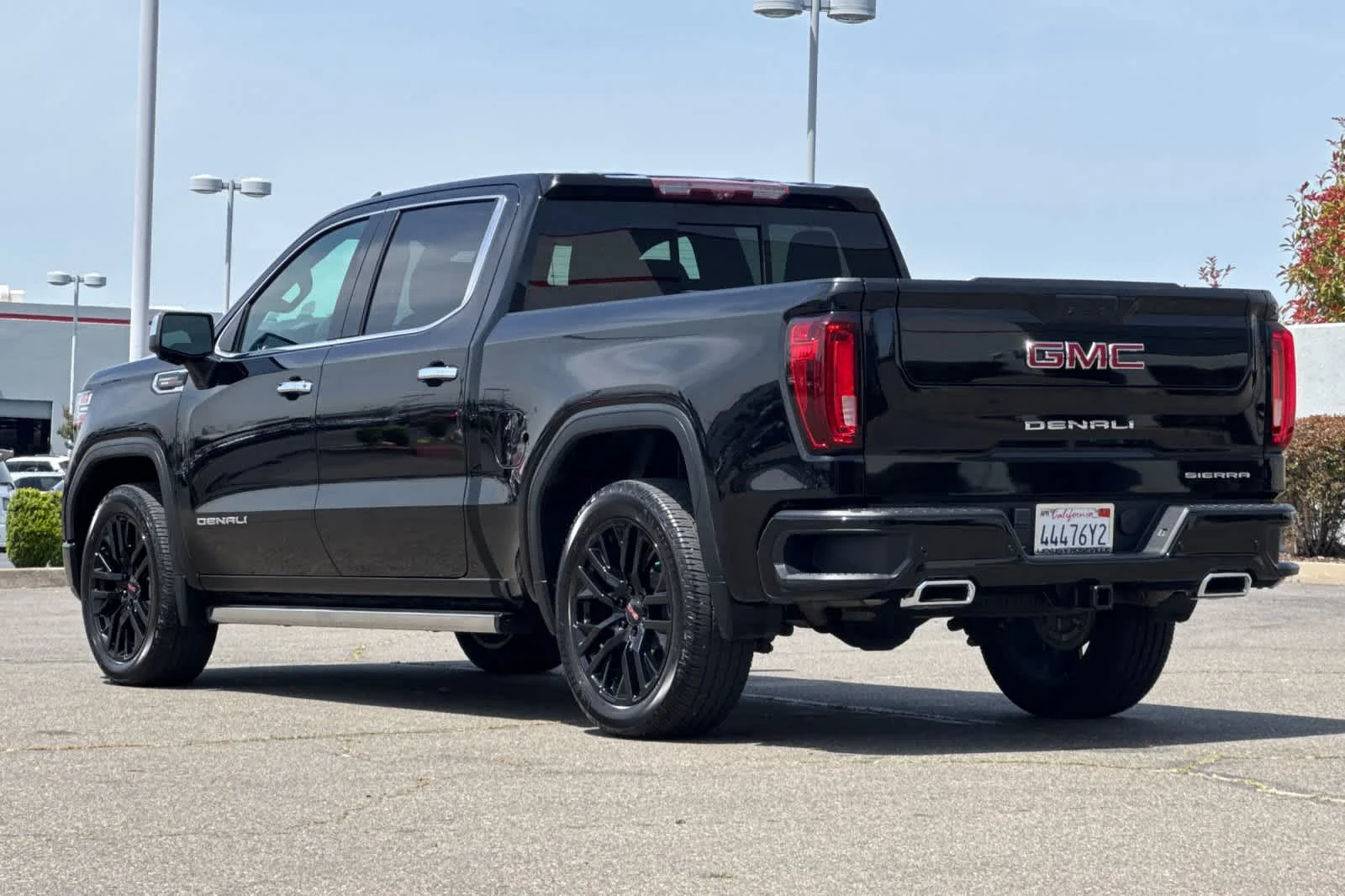 Used 2020 Onyx Black GMC Denali image 7