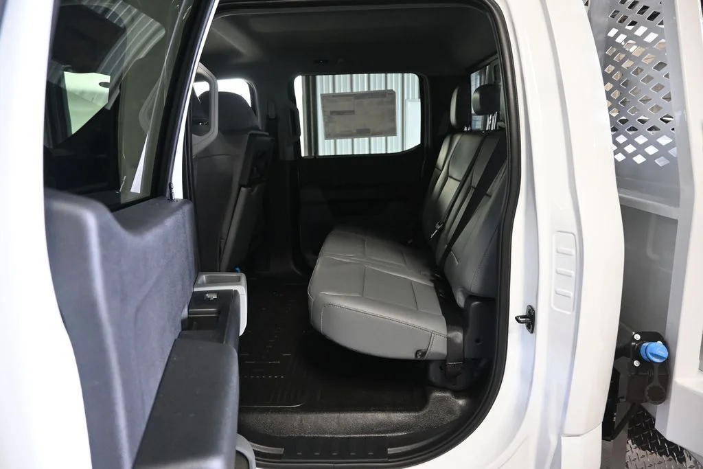 New 2026 Oxford White Ford XL image 19