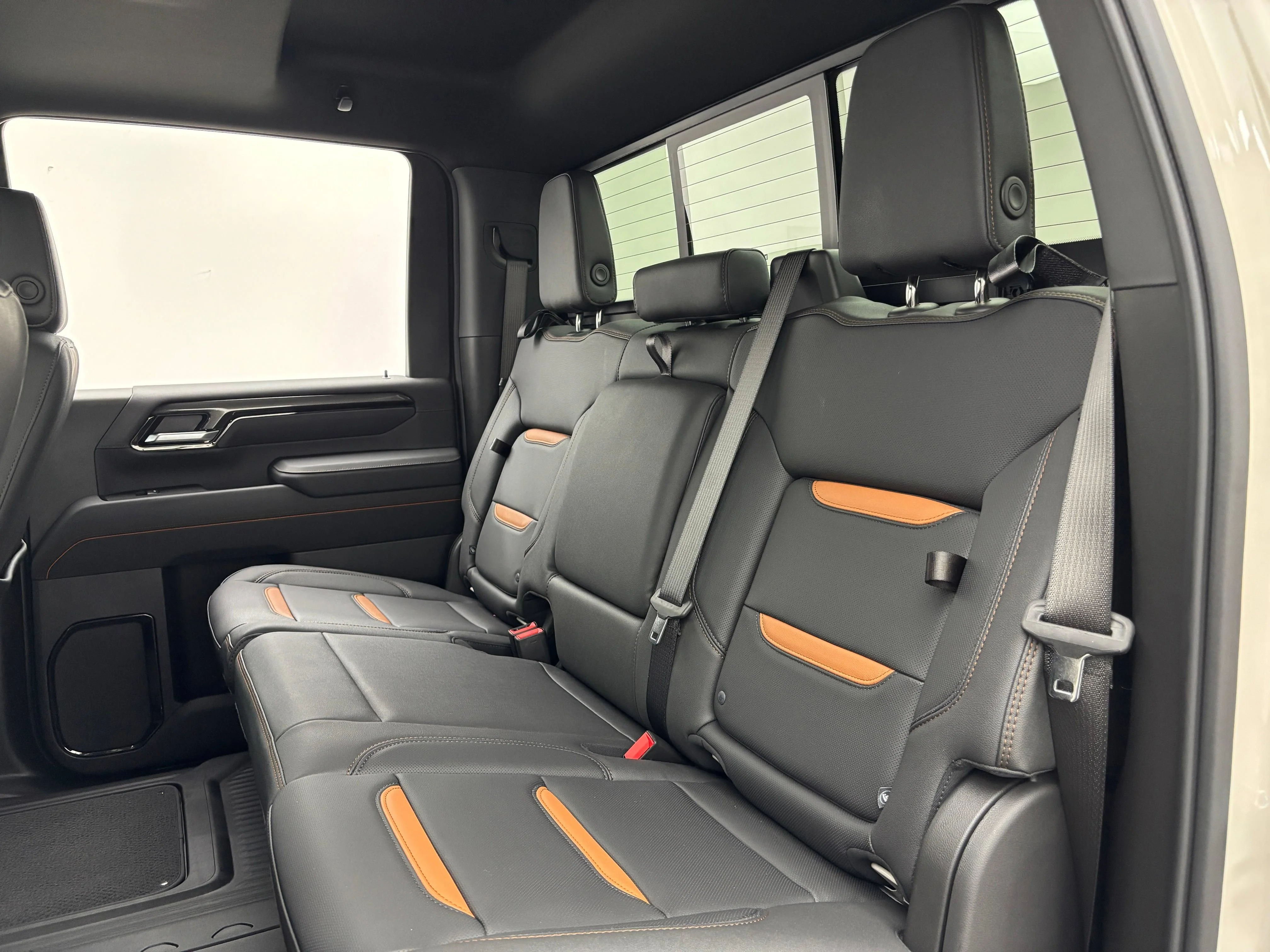 2026 GMC Sierra 2500HD AT4 - Photo 46