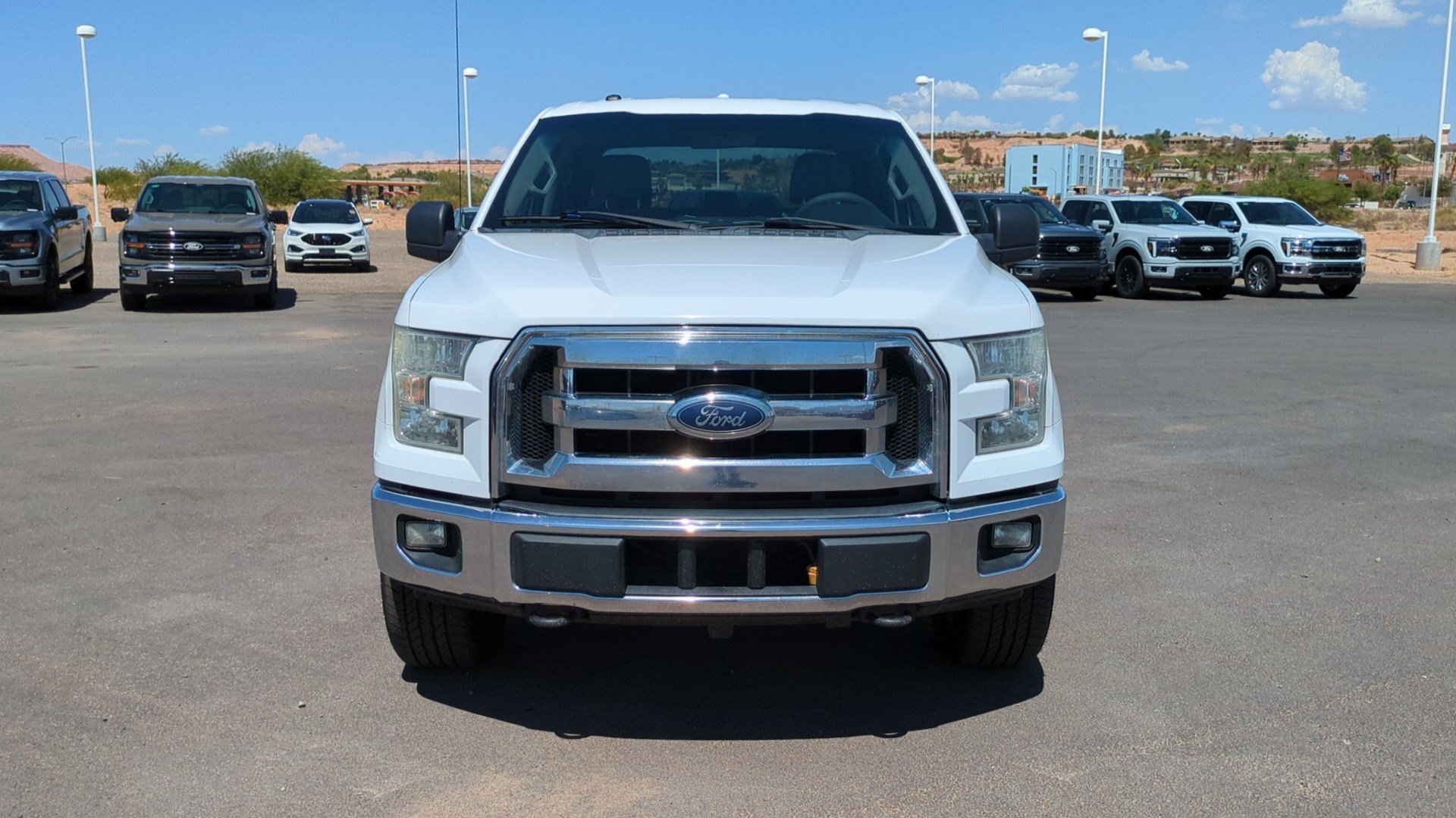 Used 2017 Ehite Ford XL image 8