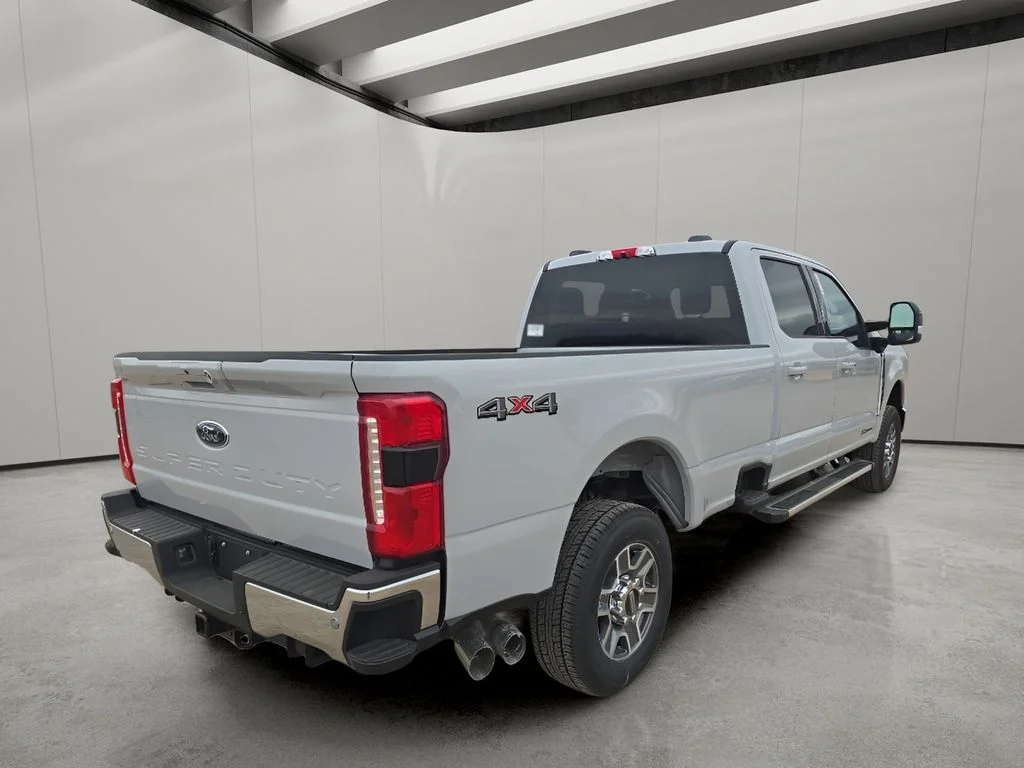 New 2026 Avalanche Ford F-250® Lariat® image 6