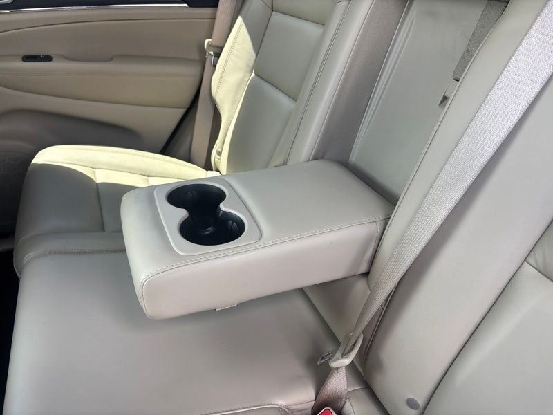 Used 2020 Red Jeep Limited image 20