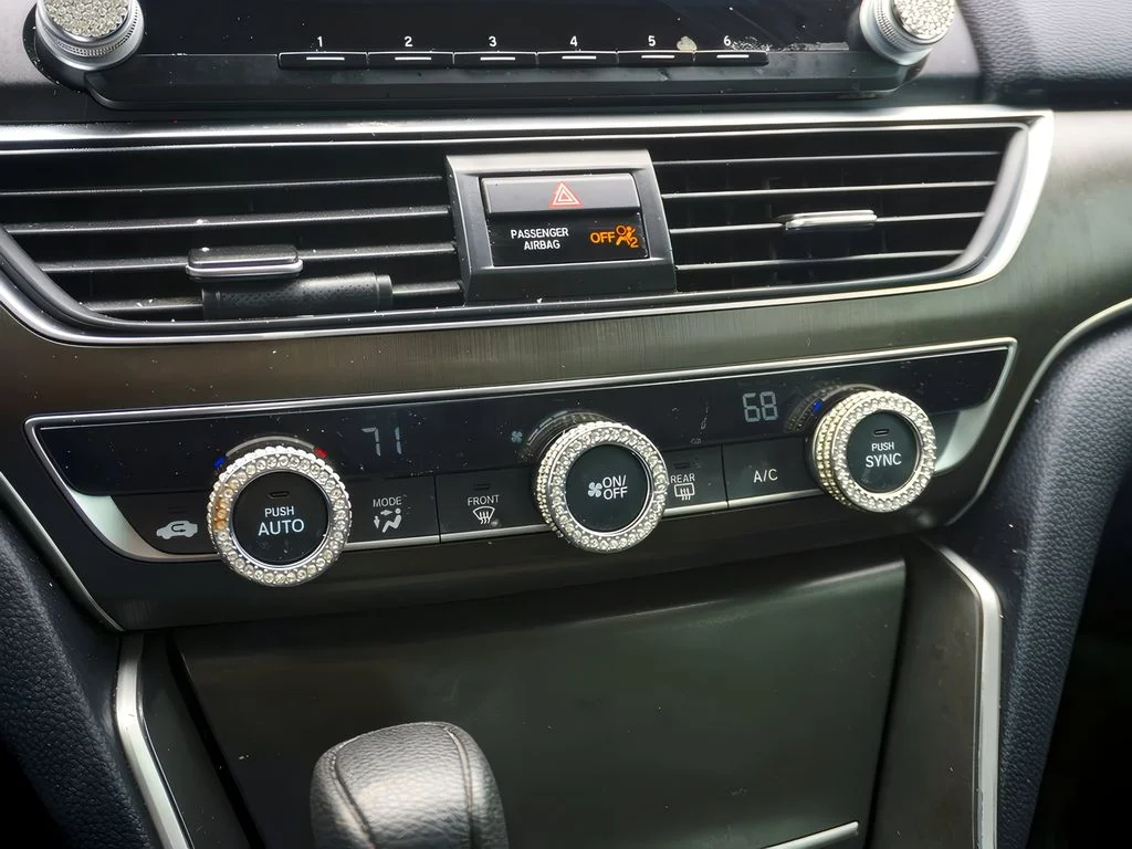 2019 Honda Accord LX - Photo 23