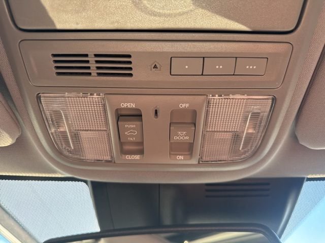 Used 2019 White Honda EX-L image 17